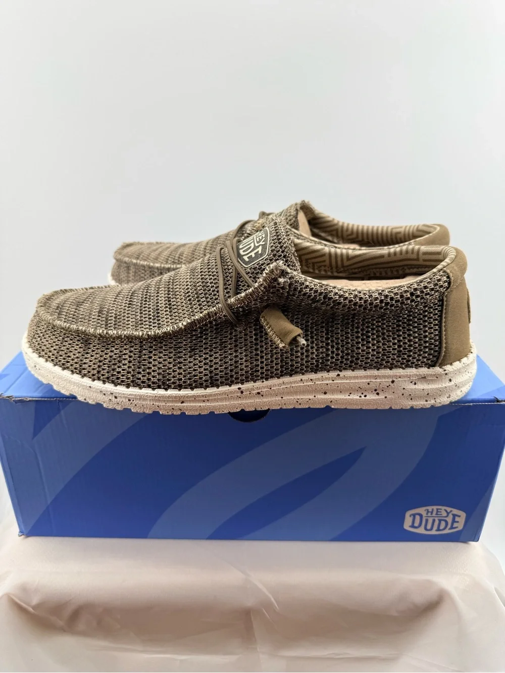 Hey Dude Wally Sox Brown NWT Size 11